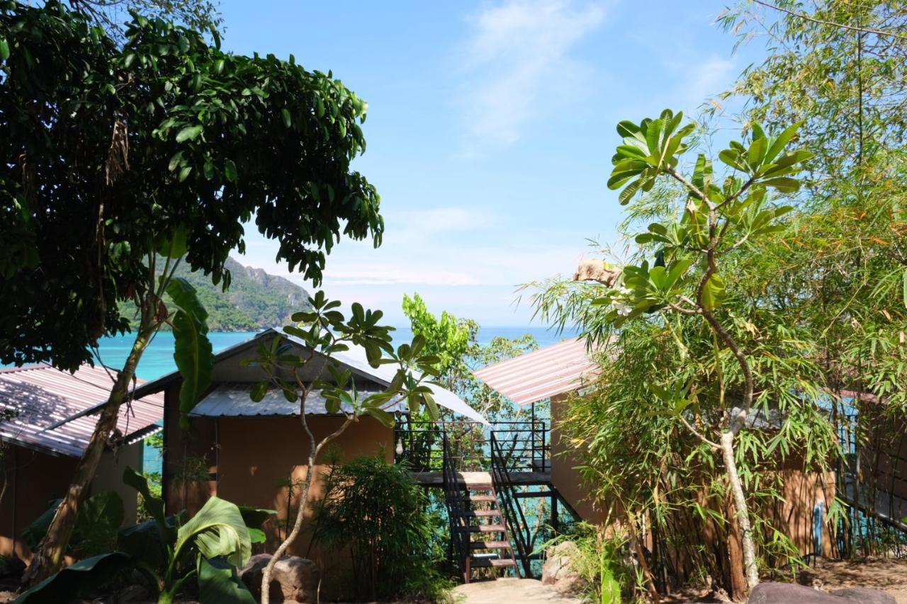 Phi Phi Seaside Bungalow Exterior foto